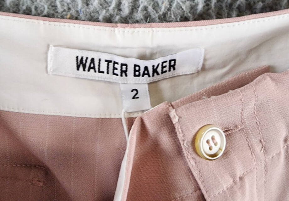 Walter Baker Theo Shorts Women's 2 Cagney Stripe Blush Zip/Button Closure