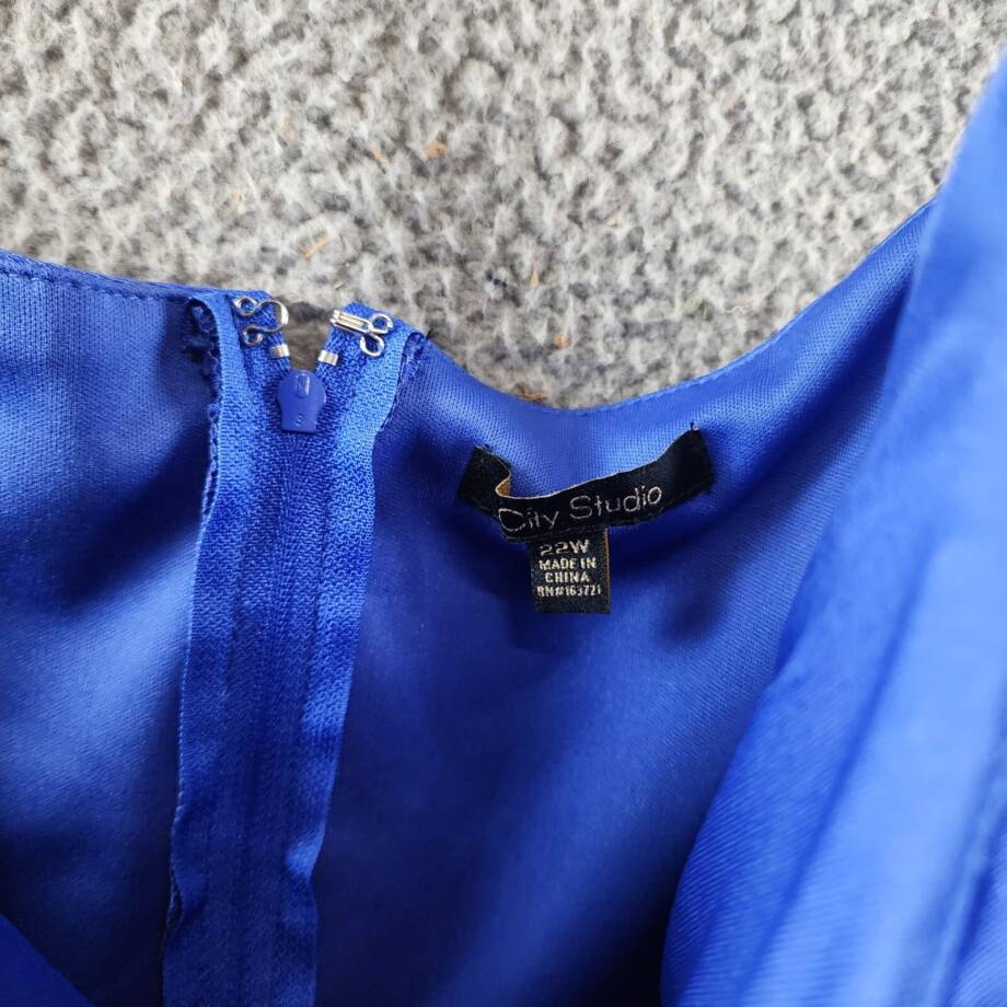 City Studio Trendy Plus Size Cold-Shoulder Satin Bodycon Dress 22W Bright Royal~
