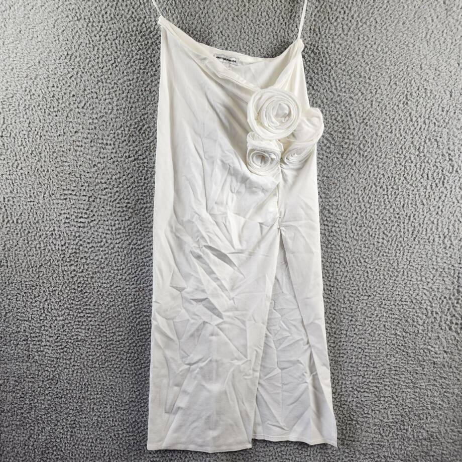 Another Mode Side Slit Rose Applique Skirt Women's S White Solid Pull On