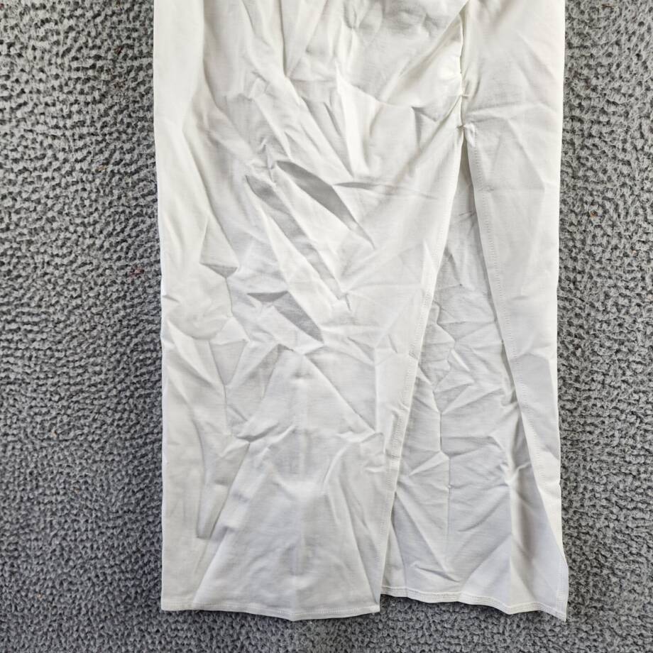 Another Mode Side Slit Rose Applique Skirt Women's S White Solid Pull On
