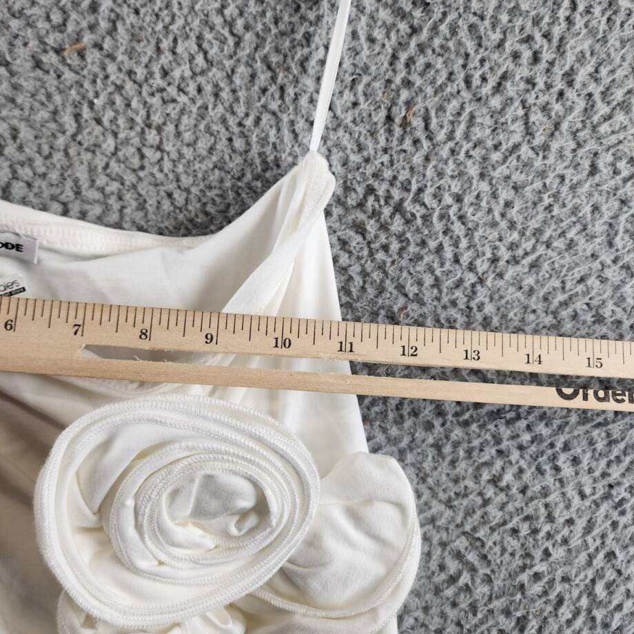 Another Mode Side Slit Rose Applique Skirt Women's S White Solid Pull On