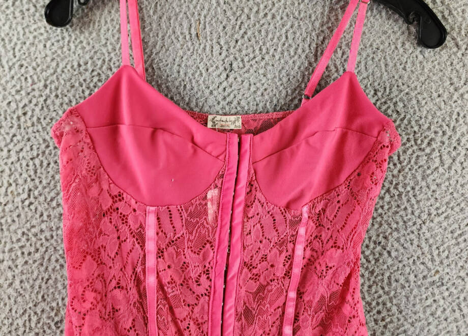 Intimately FP Lace Night Rhythm Thong Bodysuit Women's M Raspberry Sorbet Floral