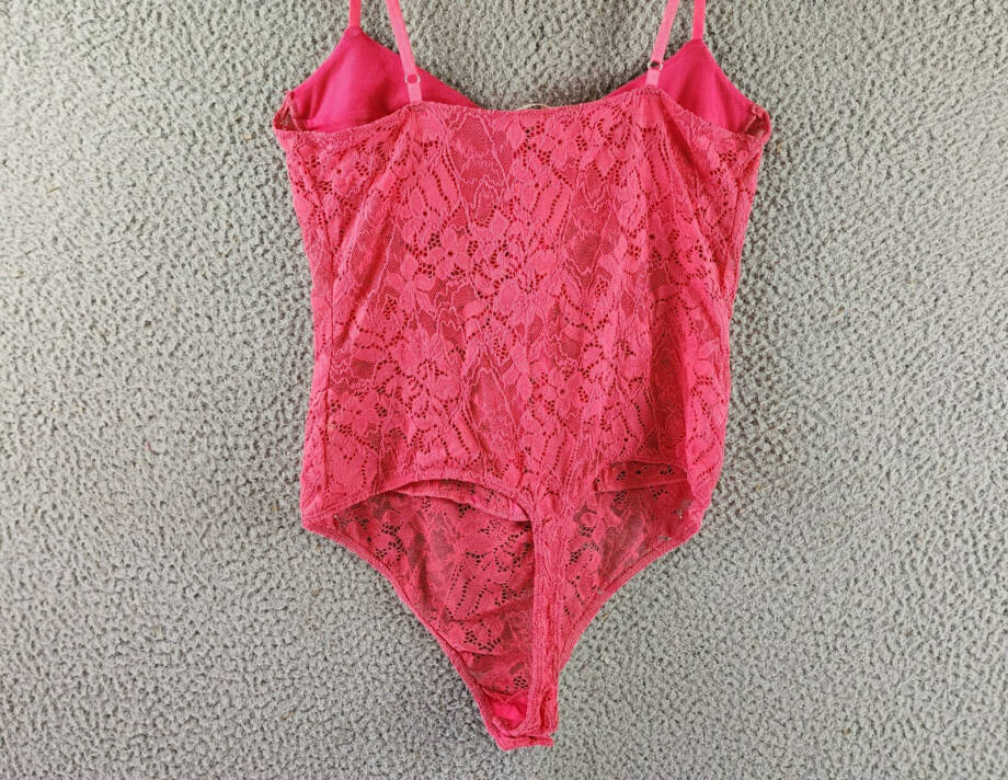 Intimately FP Lace Night Rhythm Thong Bodysuit Women's M Raspberry Sorbet Floral