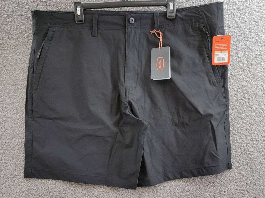 Bass Outdoor Traveler Tech Commuter Shorts Men's 42 Caviar High Rise Zip/Button