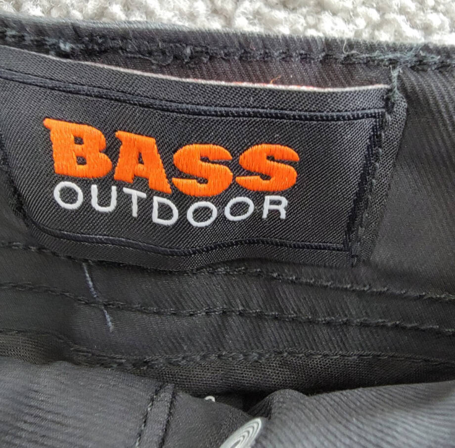 Bass Outdoor Traveler Tech Commuter Shorts Men's 42 Caviar High Rise Zip/Button