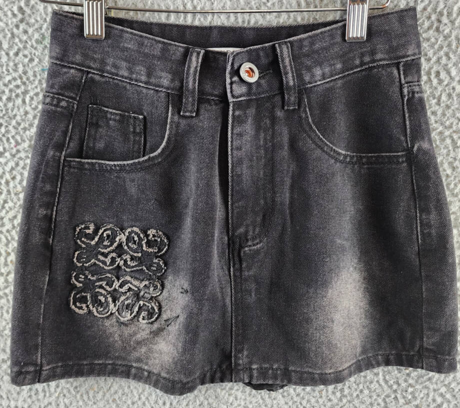 MADONNA & CO. Mini Denim Skirt Women's S Black Faded Zip Fly & Button Closure