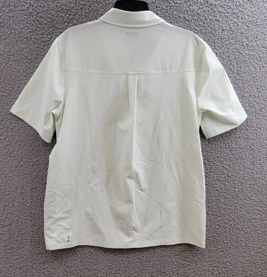 BASS OUTDOOR Trailer A.C. Short-Sleeve Shirt Men M Spread Collar Button Closure