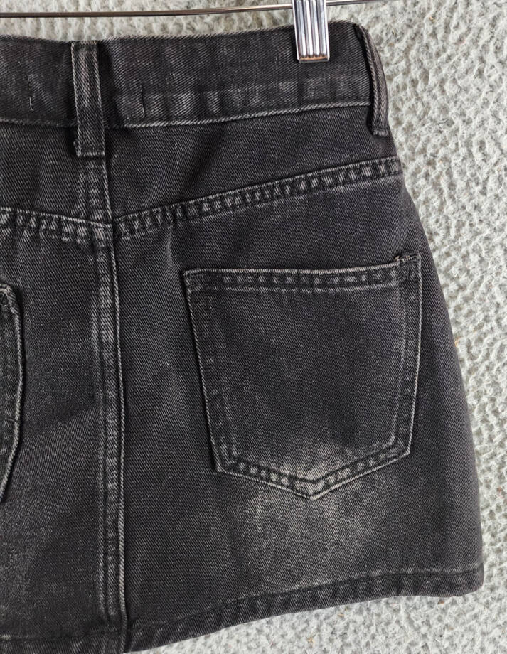 MADONNA & CO. Mini Denim Skirt Women's S Black Faded Zip Fly & Button Closure