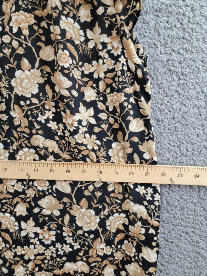 Vince Camuto Floral-Print Flutter-Sleeve Top Women's M Multi V-Neck Pullover