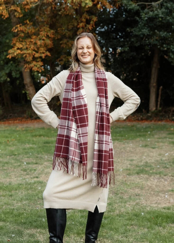 Barbour Hailes Tartan Scarf Women's One Size Cabernet Fringe Edges~