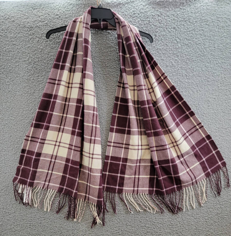 Barbour Hailes Tartan Scarf Women's One Size Cabernet Fringe Edges~