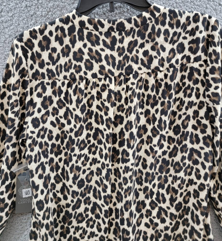 Vince Camuto Leopard Print V-Neck Top Women's S Rich Black Multi 3/4 Sleeve