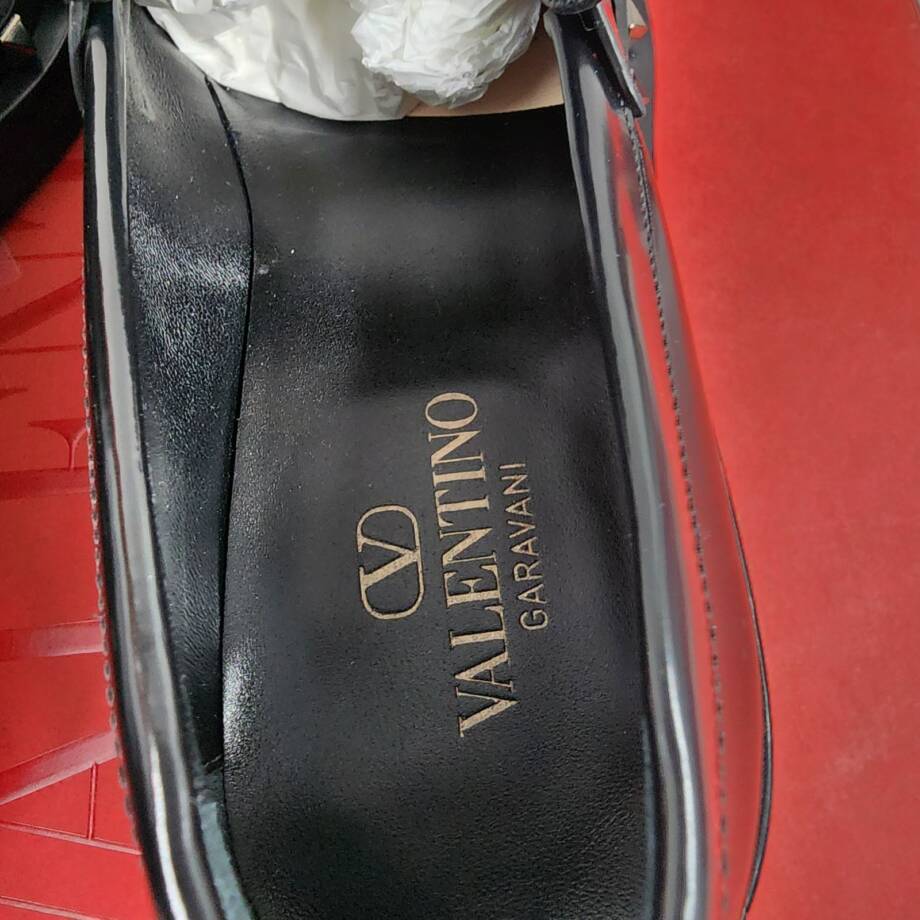 Valentino Garavani Rockstud M-Way Penny Loafers Men's 42/9US Black Round Toe