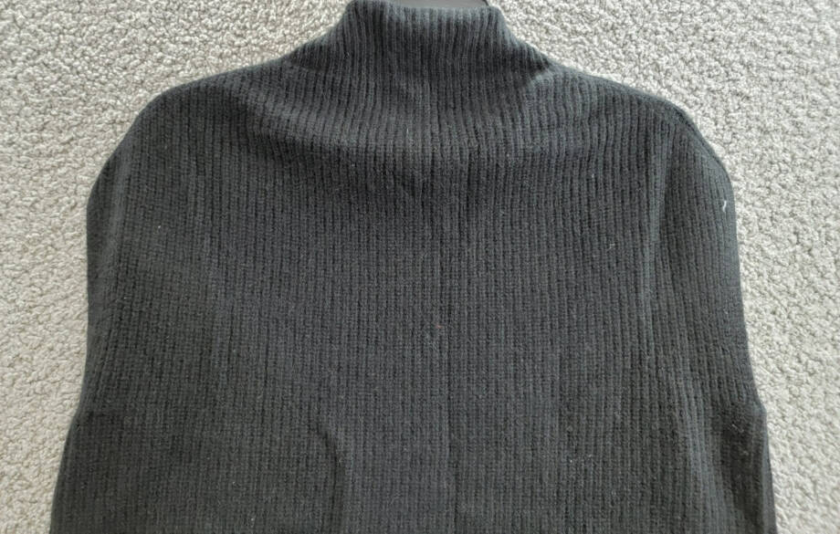 C by Bloomingdale's Cashmere Funnel Neck Sweater Women's S Black Short Sleeve