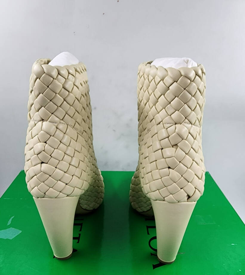 Bottega Veneta Canalazzo Woven Booties Women's 35/5US Butter Square Toe Pull On