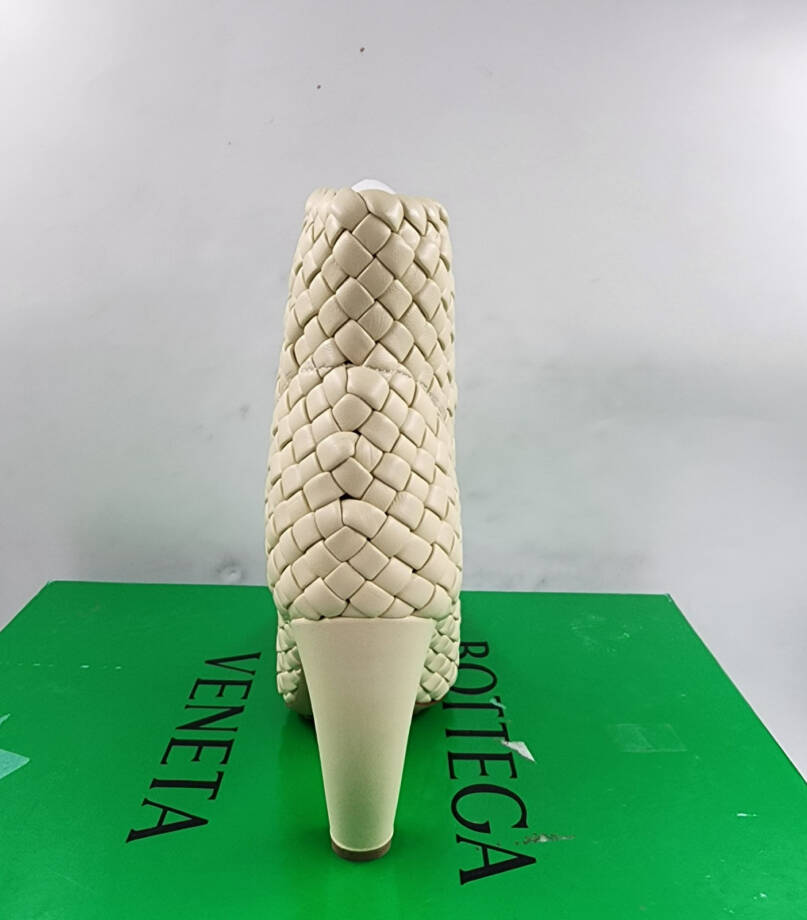 Bottega Veneta Canalazzo Woven Booties Women's 35/5US Butter Square Toe Pull On