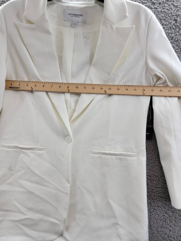 Liverpool Los Angeles Button Front Oversized Front Blazer Womens Small Porcelain