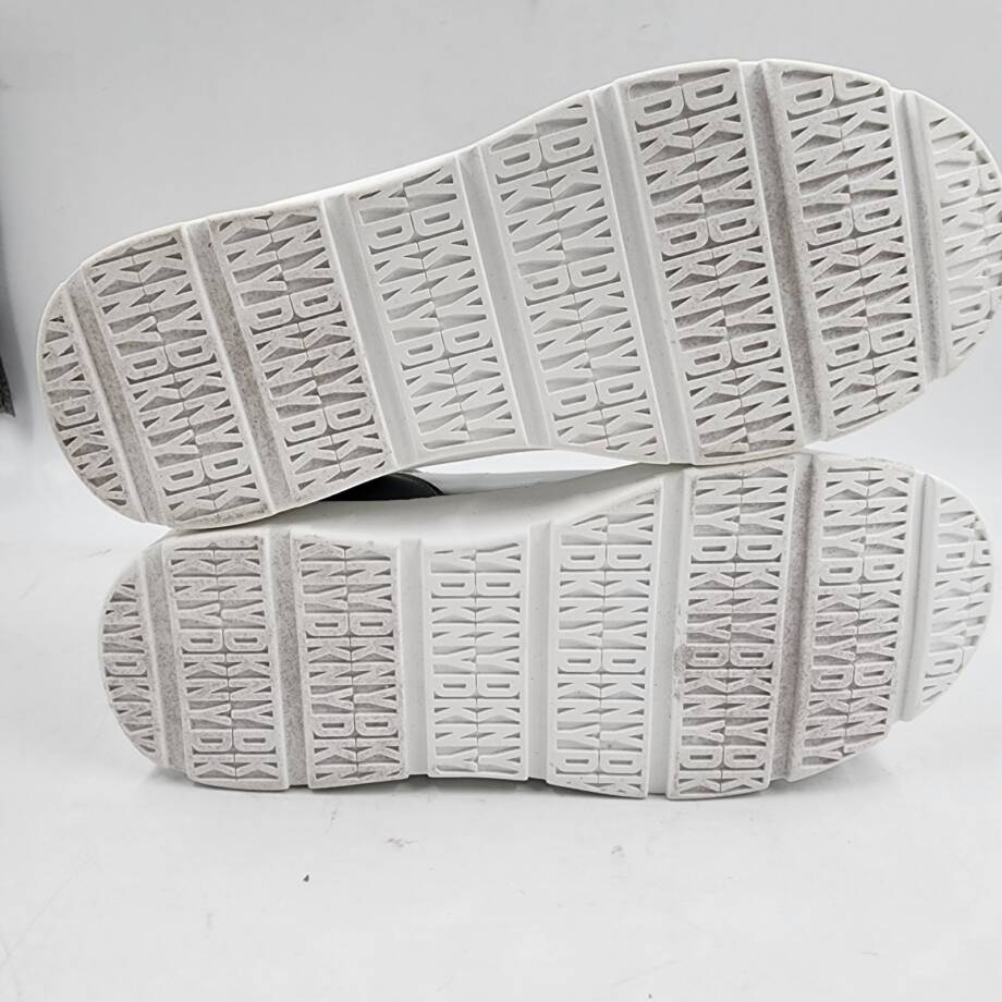 DKNY Brooke Glitter Lace Up Platform Sneaker Girls 2/13.5 Silver Round Toe