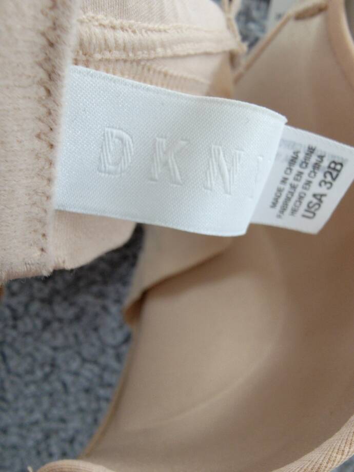 DKNY Classic Custom Lift Bra Women's 32B Beige Double Hook-and-Eye Back Closure