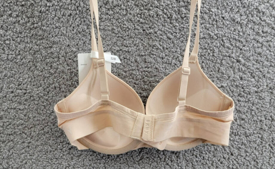 DKNY Classic Custom Lift Bra Women's 32B Beige Double Hook-and-Eye Back Closure