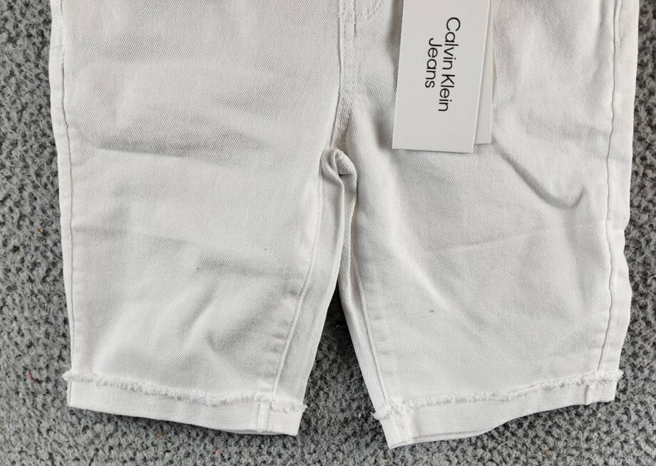 Calvin Klein Skinny Denim Bermuda Shorts Big Girls 12 Whiteout Solid Zip/Button