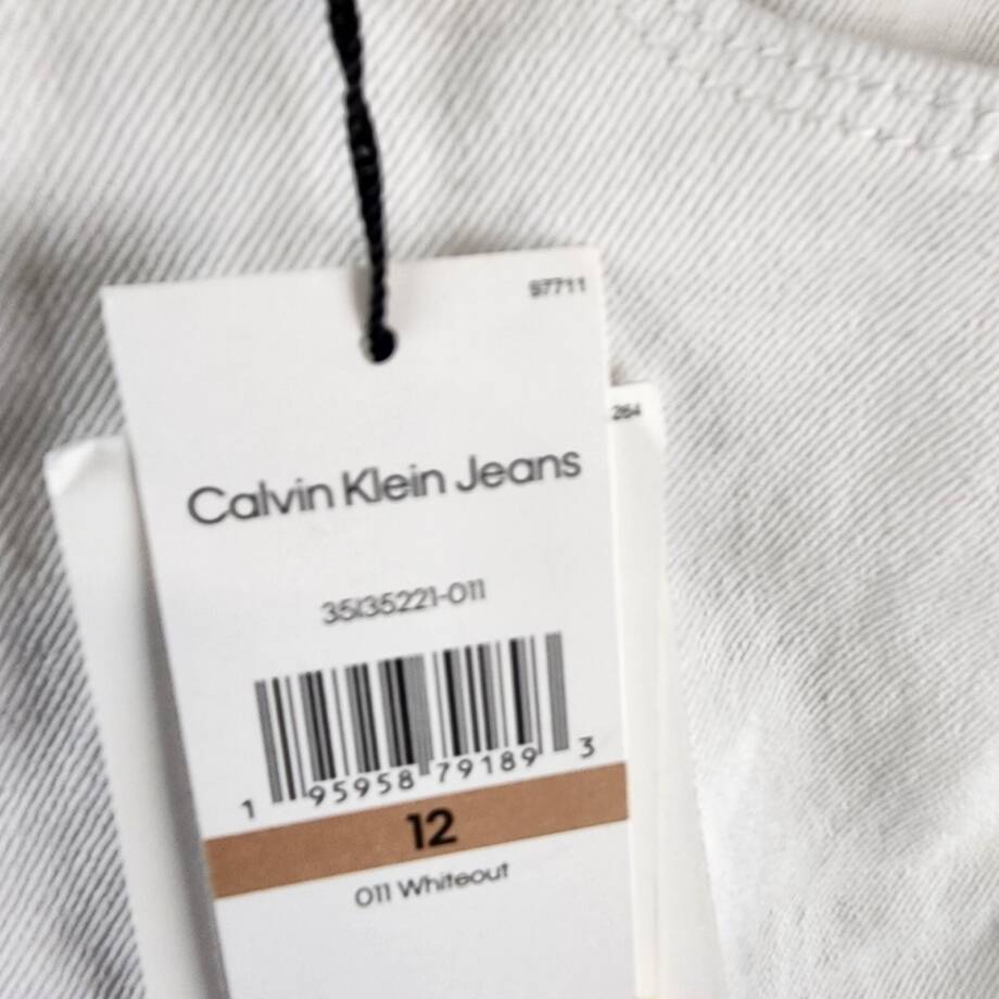 Calvin Klein Skinny Denim Bermuda Shorts Big Girls 12 Whiteout Solid Zip/Button