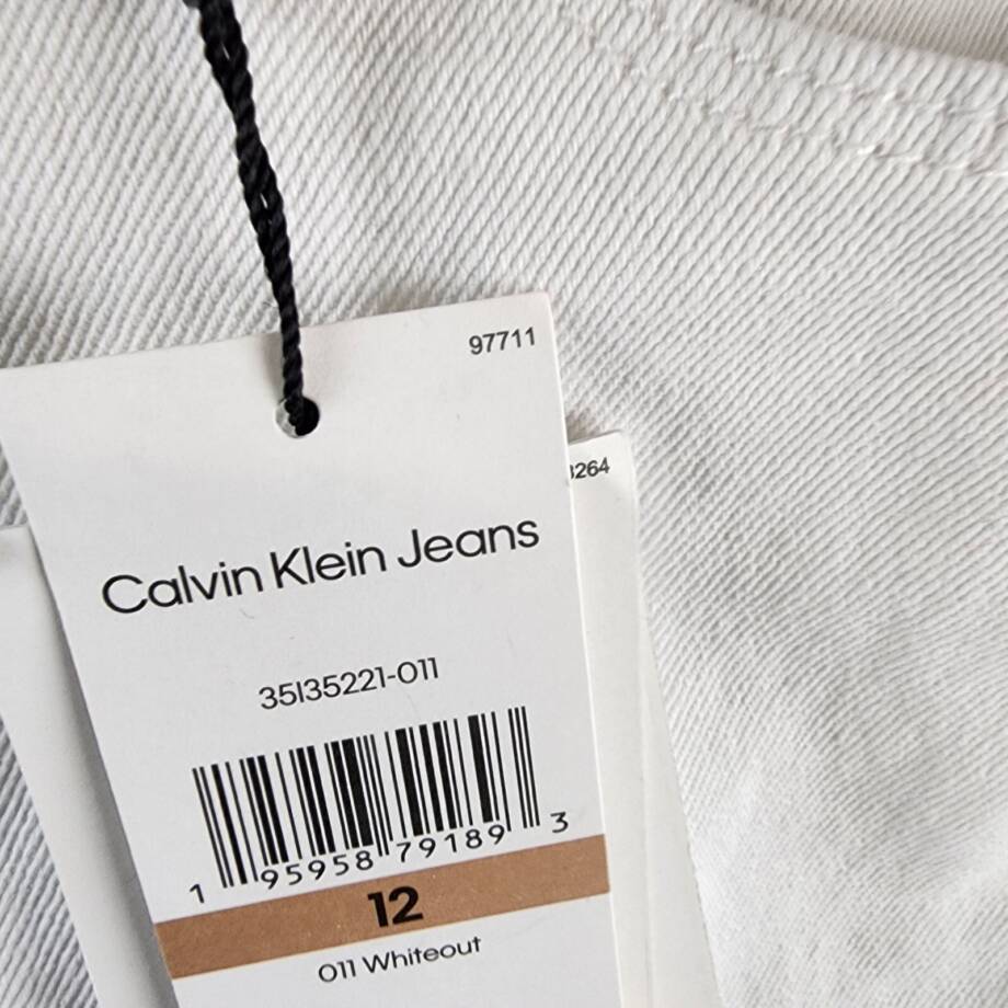 Calvin Klein Skinny Denim Bermuda Shorts Big Girls 12 Whiteout Solid Zip/Button