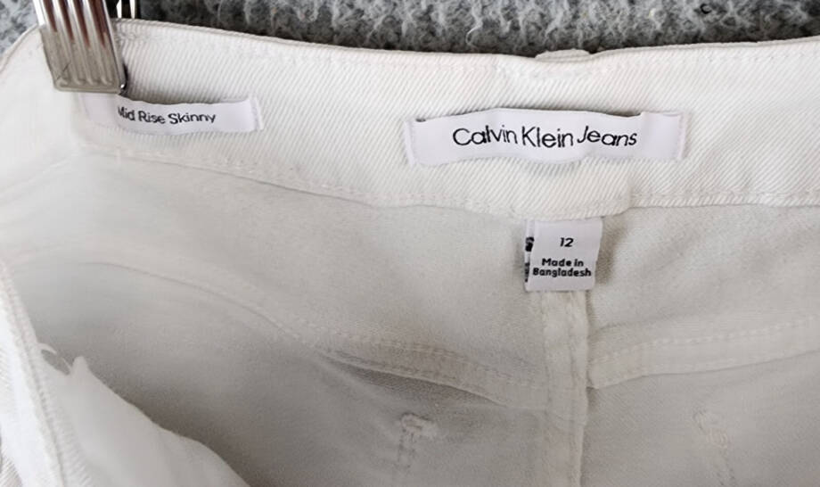 Calvin Klein Skinny Denim Bermuda Shorts Big Girls 12 Whiteout Solid Zip/Button