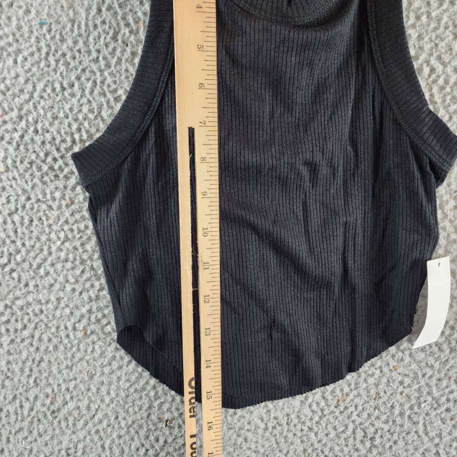 Hashttag Ribbed Cropped Tank Top Women's XS Black Round Neck Sleeveless Pullover