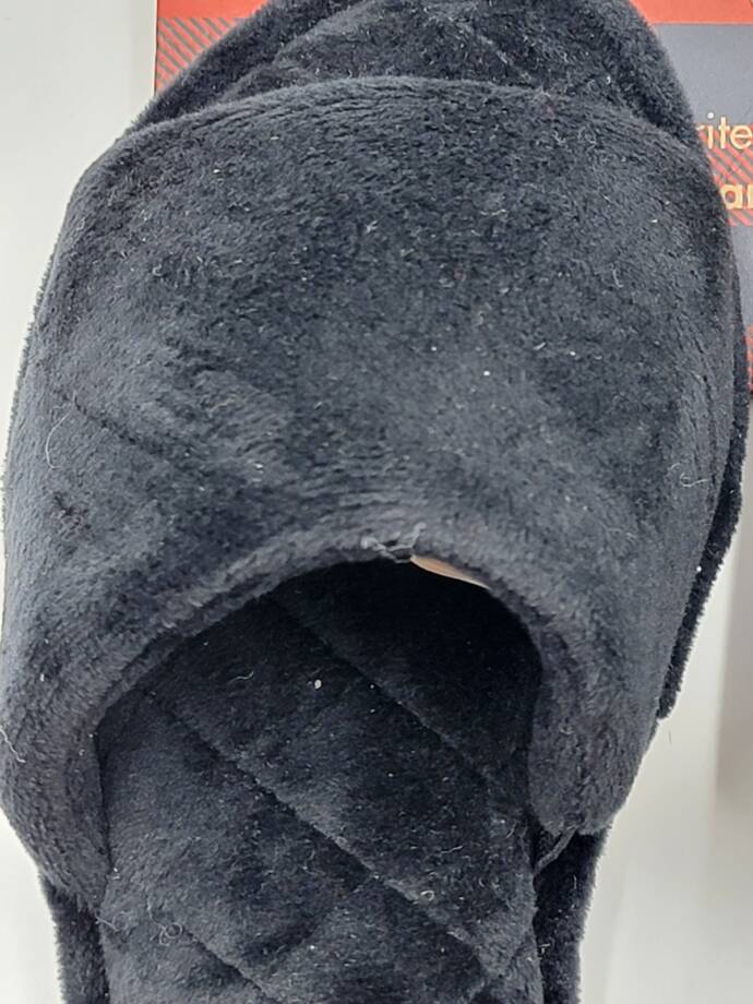 Dearfoams Beatrice Microfiber Velour Side Gore Slide Women's S (5-6) Black