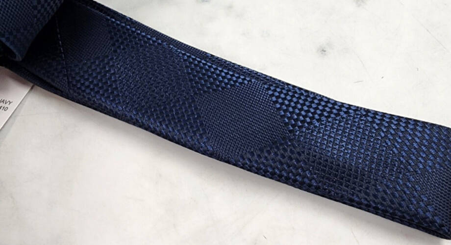 Perry Ellis Stuben Check Tie Men's One Size Navy Classic Design Pointed Style +