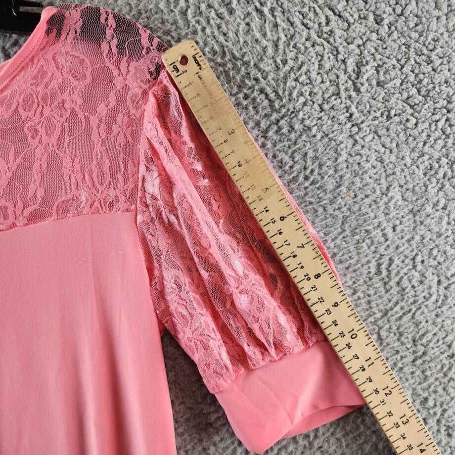 NY Collection Petite Elbow Puff Sleeve Lace Top Women's PM Mellow Rose Crew Neck