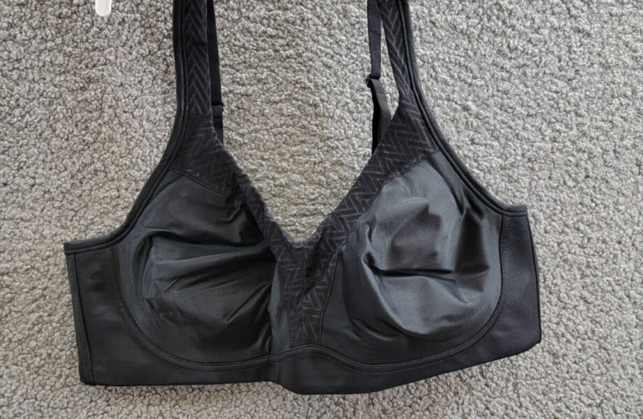 Playtex 18 Hour Bounce Control Wire Free Bra Women's 38C Black Hook & Eye Back