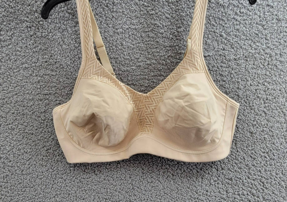 Playtex 18 Hour® Bounce Control Convertible Wireless Bra Women's 38D Taupe