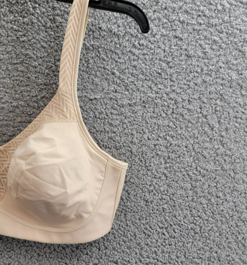 Playtex 18 Hour® Bounce Control Convertible Wireless Bra Women's 38D Taupe