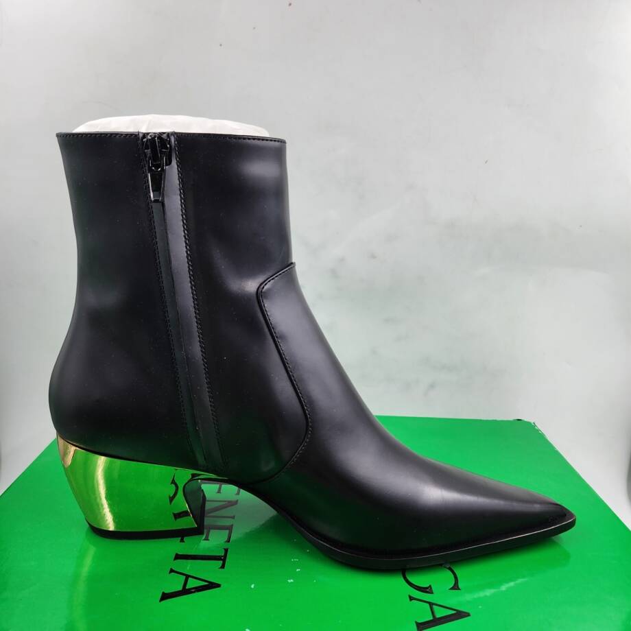 Bottega Veneta Tex Block Heel Booties Women's 38.5/8.5 US Black/Gold Side Zip
