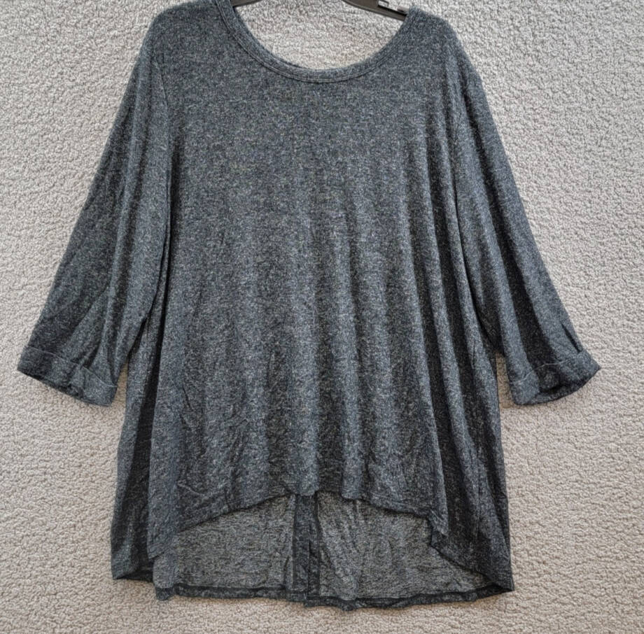 COIN 1804 Plus Size Cozy 3/4 Rolled Sleeve Button Back Top Women's 3X Charcoal