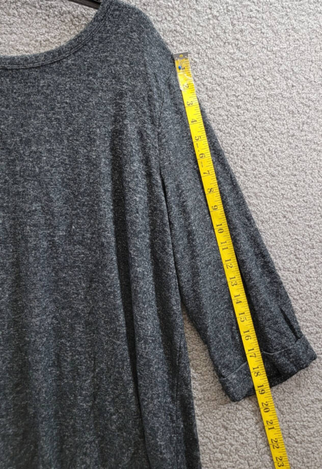 COIN 1804 Plus Size Cozy 3/4 Rolled Sleeve Button Back Top Women's 3X Charcoal