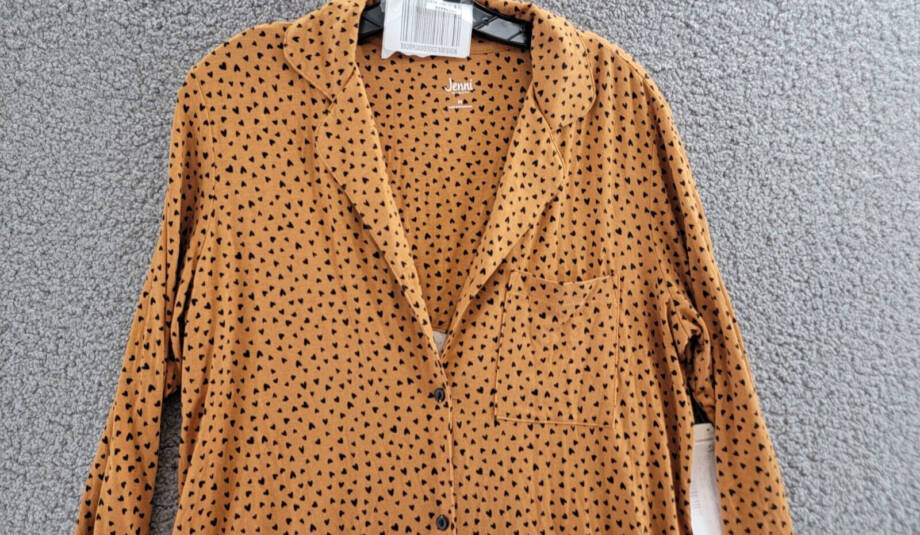 Jenni Notched-Collar Long-Sleeve Sleepshirt Women's M Tiny Heart Button Closure
