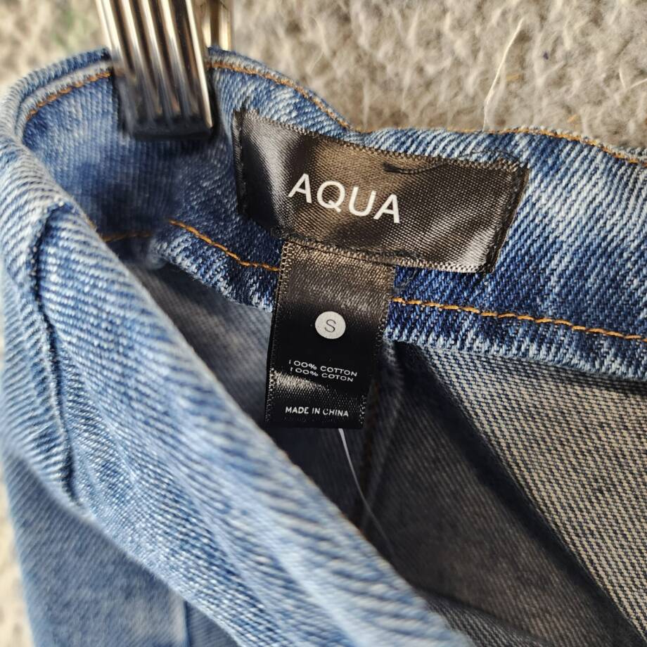 AQUA Asymmetric Ruched Front Mini Skirt Women's S Medium Wash Denim Back Zip