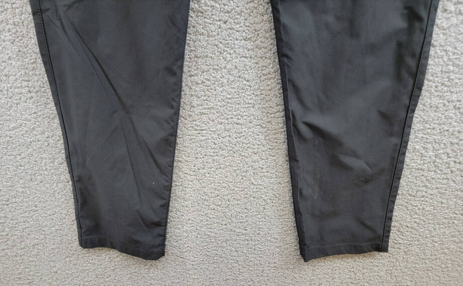 BASS OUTDOOR Straight-Fit Traveler Pants Men's 30 Caviar Zip Pockets Button Zip