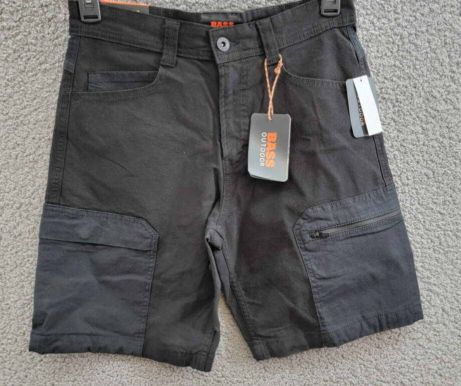 BASS OUTDOOR Worker Cargo 9" Shorts Men's 28 Caviar Zipped Pockets Button Zip
