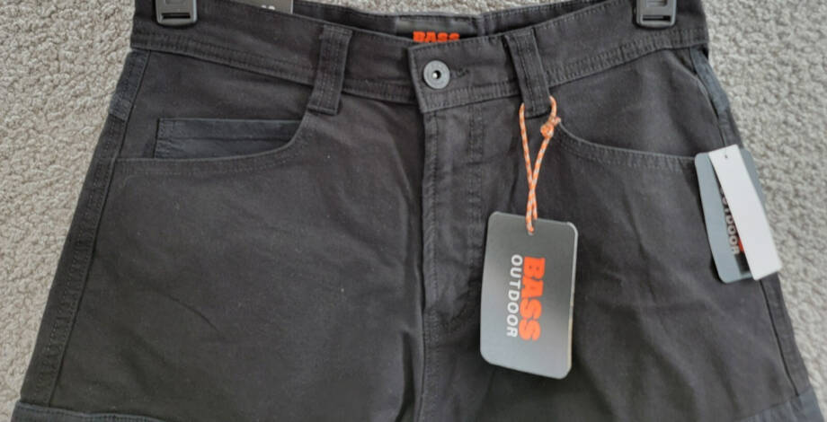 BASS OUTDOOR Worker Cargo 9" Shorts Men's 28 Caviar Zipped Pockets Button Zip