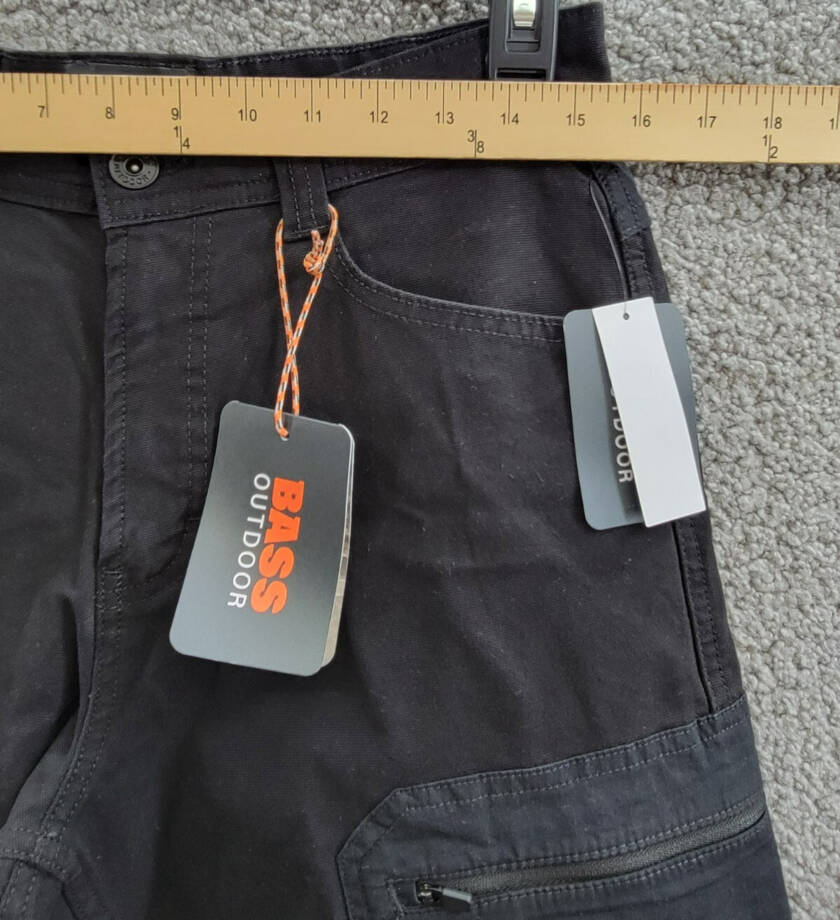 BASS OUTDOOR Worker Cargo 9" Shorts Men's 28 Caviar Zipped Pockets Button Zip