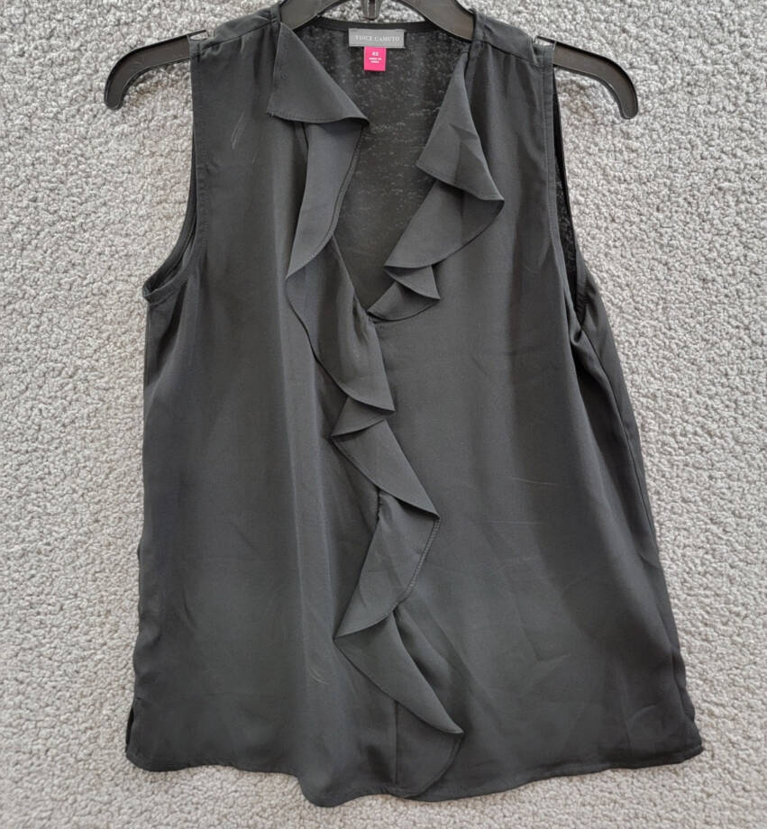 Vince Camuto Ruffle Blouse Women's XS Rich Black V-Neck Sleeveless Pullover