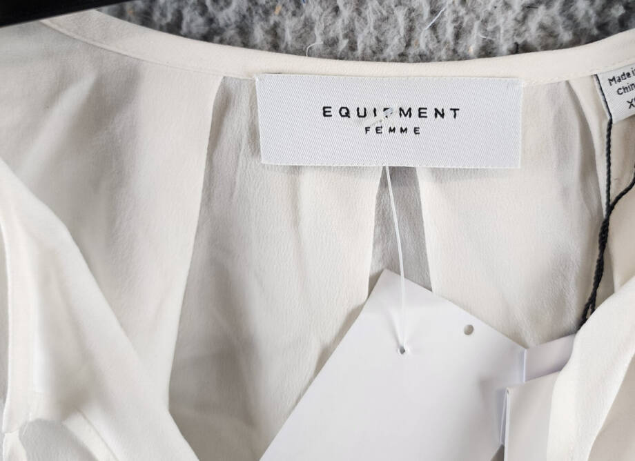 Equipment Femme Hailey Silk Blouse Women's XS Nature White Tie Neck Long Sleeve