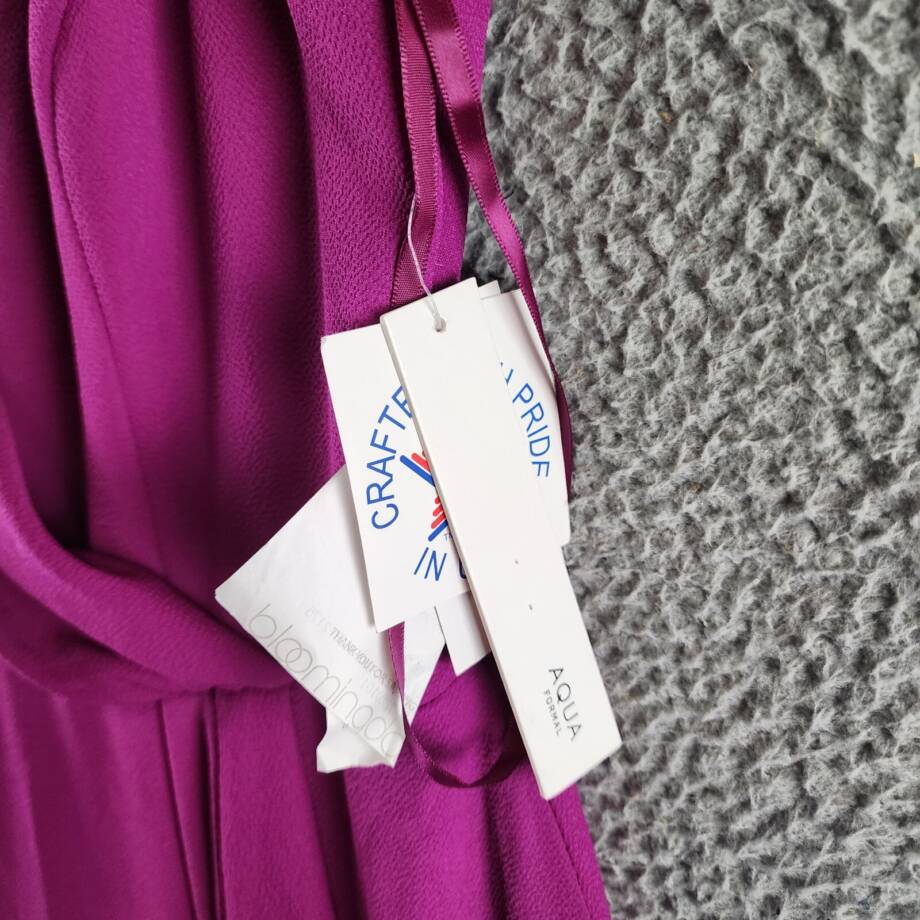 AQUA Asymmetric Overlay Crepe Gown Women's 4 Orchid V-Neck Back Zip Closure