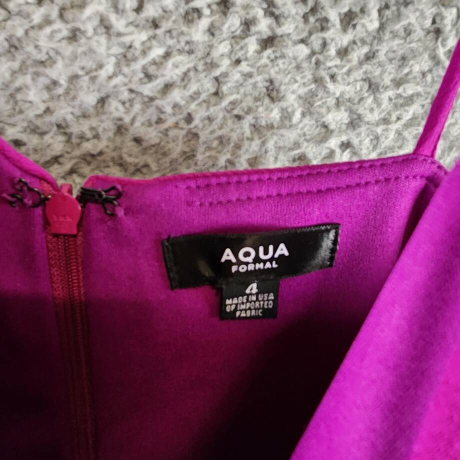 AQUA Asymmetric Overlay Crepe Gown Women's 4 Orchid V-Neck Back Zip Closure