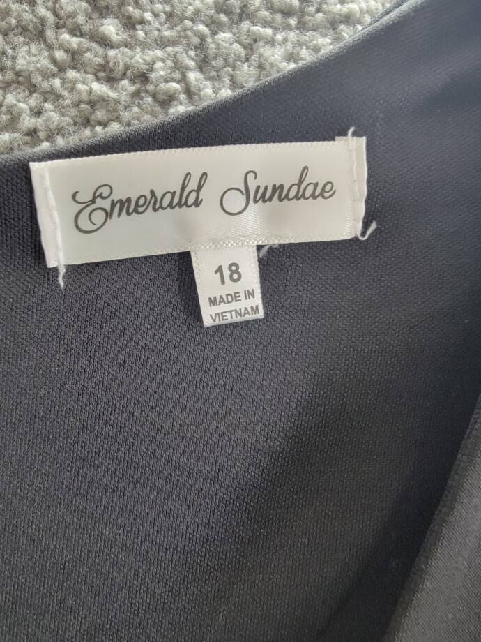 Emerald Sundae Trendy Plus Size Ruched Bodycon Dress Women's 18 Black Back Zip