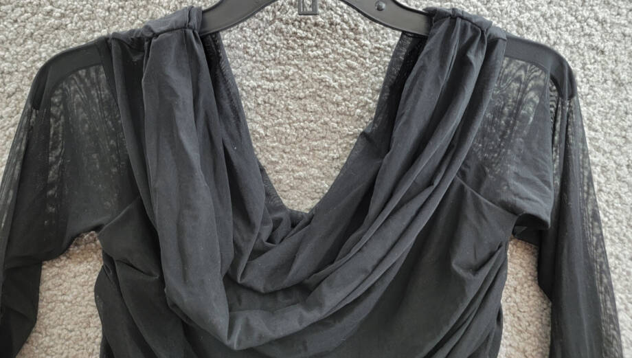 Alice + Olivia Isadola Off-the-Shoulder Ruched Top Women's L Black Long Sleeves~